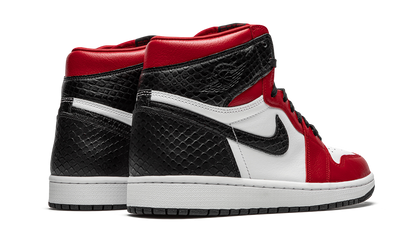 Air Jordan 1 Retro High Satin Snake Chicago