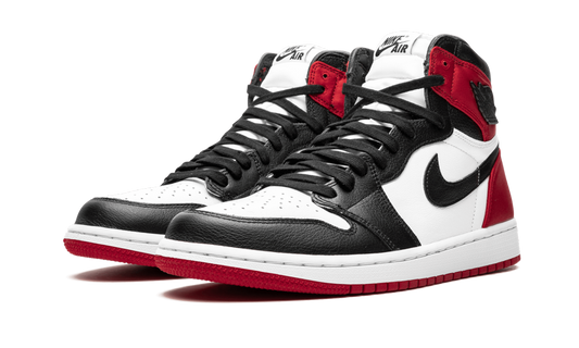 Air Jordan 1 Retro High Satin Black Toe