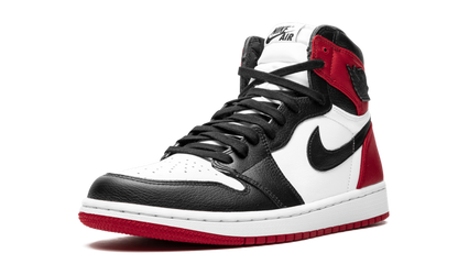 Air Jordan 1 Retro High Satin Black Toe