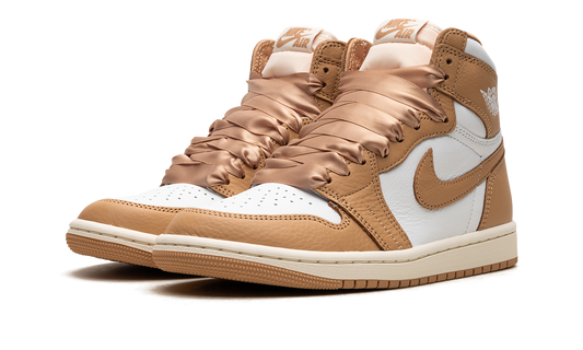 Air Jordan 1 Retro High OG Praline