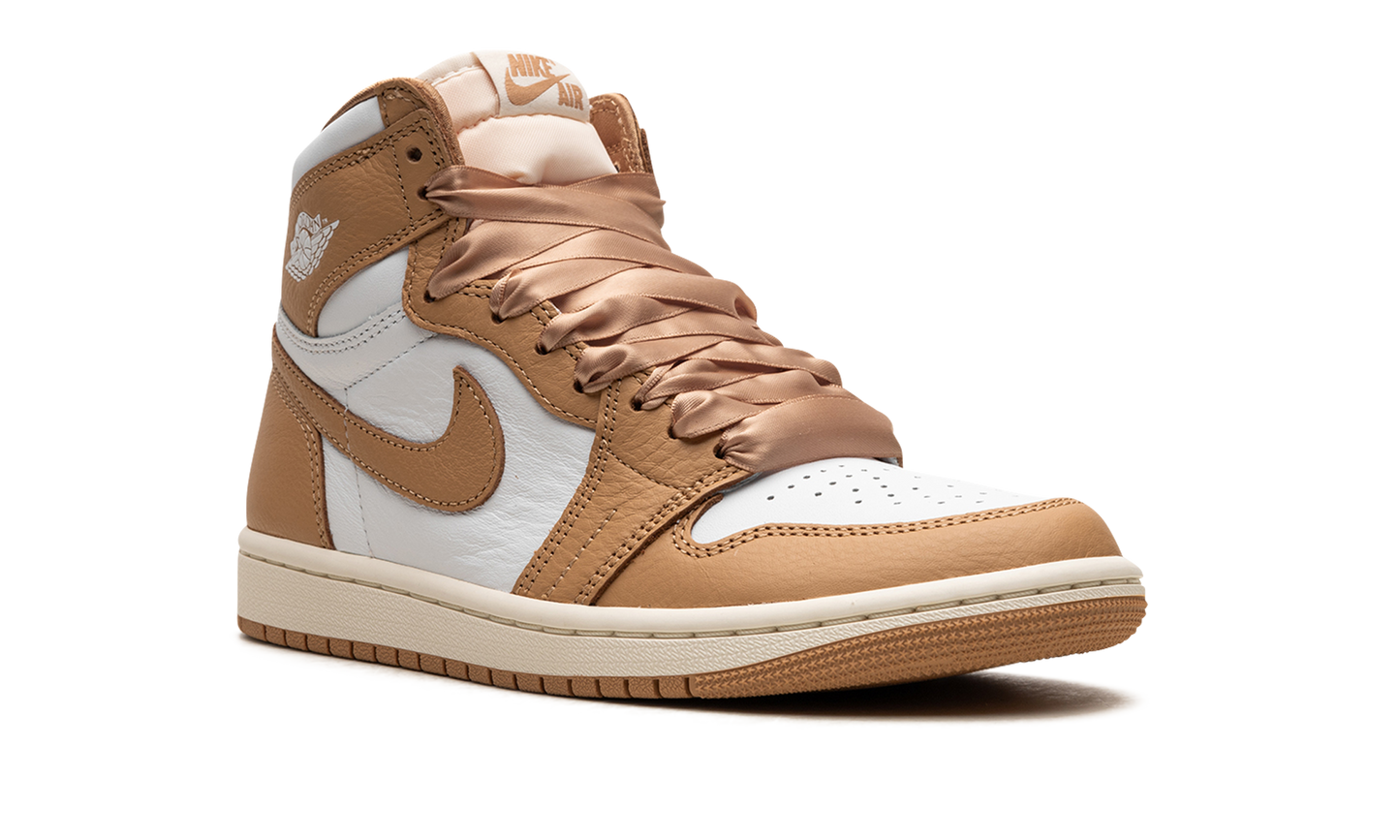 Air Jordan 1 Retro High OG Praline