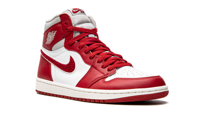Air Jordan 1 Retro High OG Varsity Red