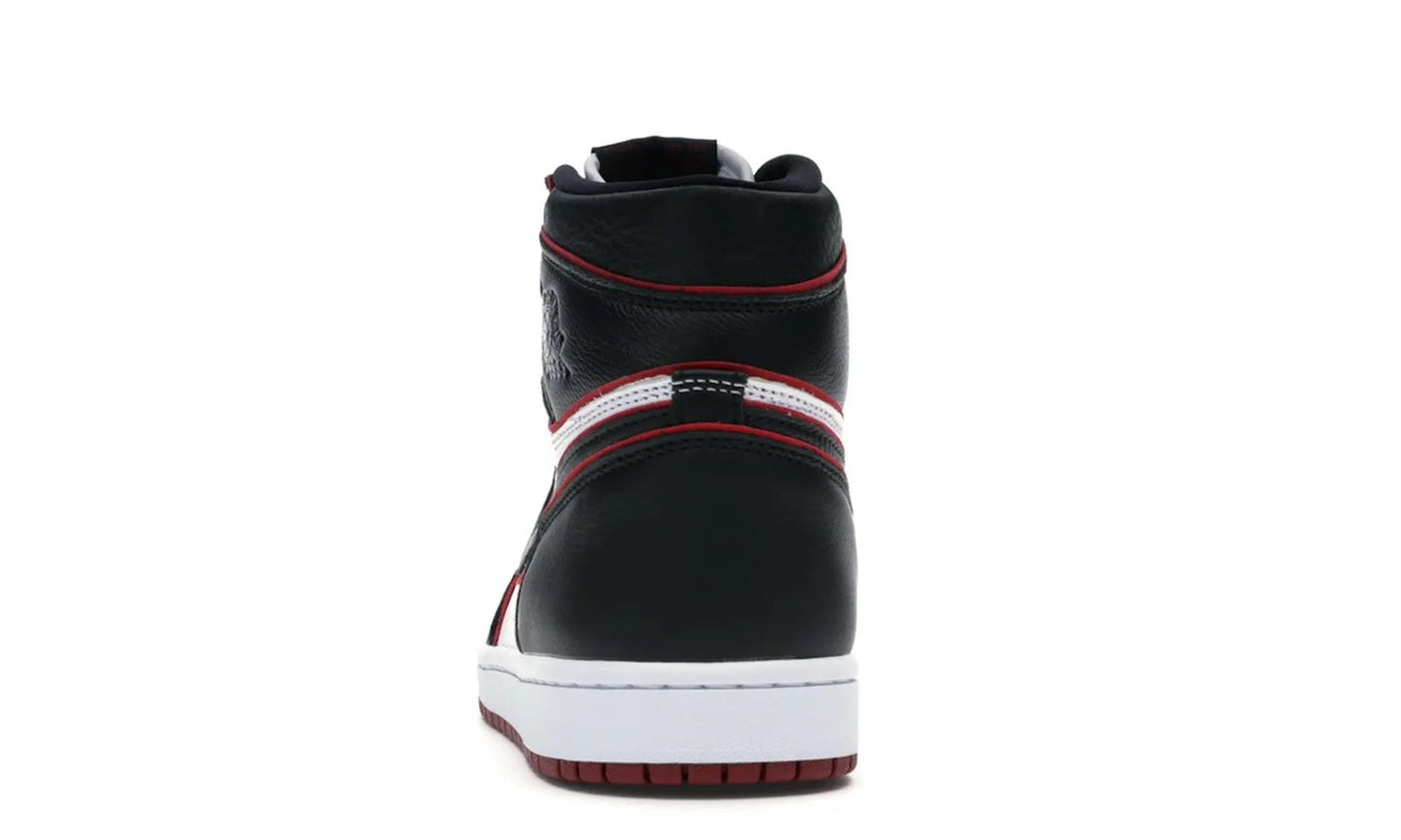 Air Jordan 1 Retro High Bloodline