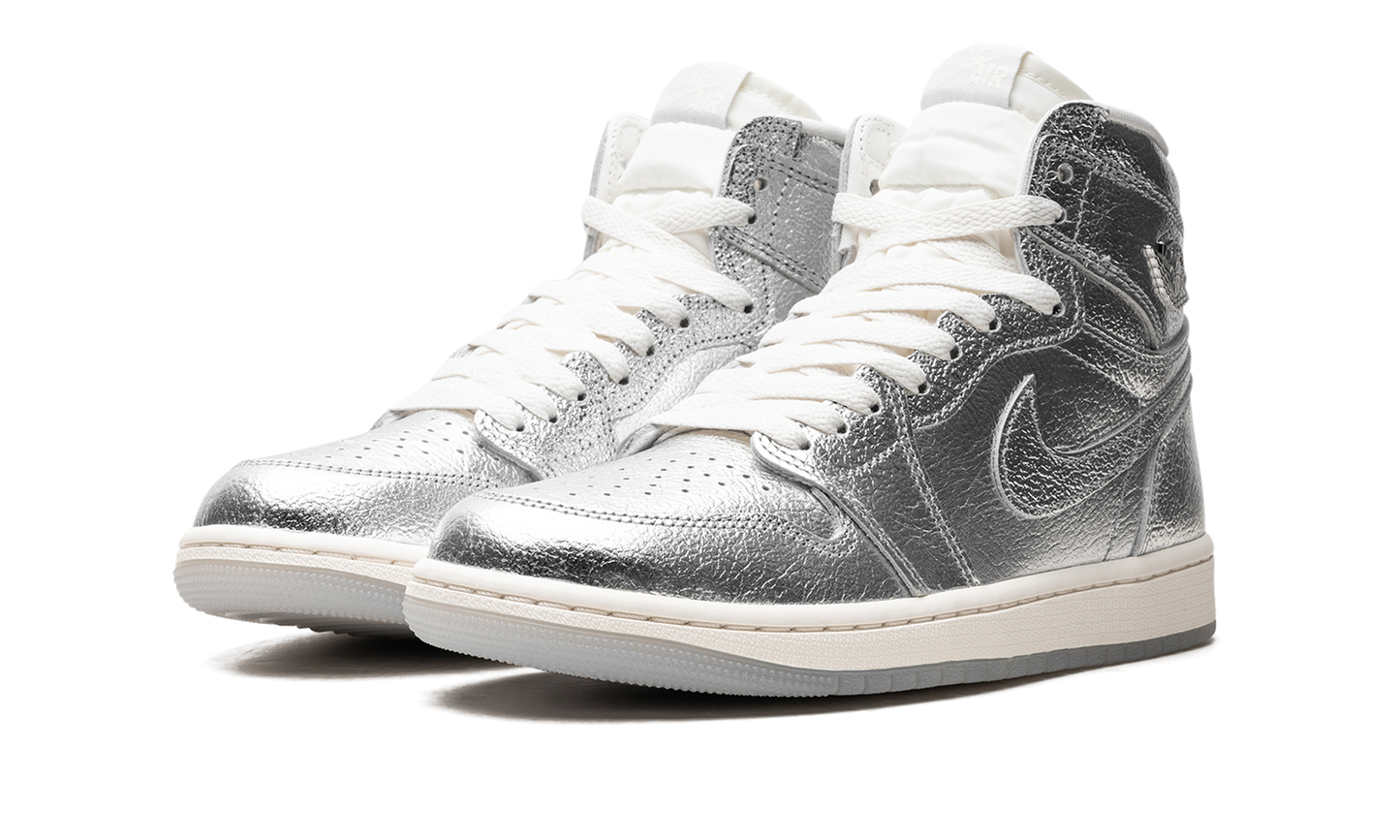 Air Jordan 1 Retro High OG Chrome