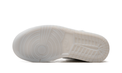 Air Jordan 1 Retro High OG Chrome