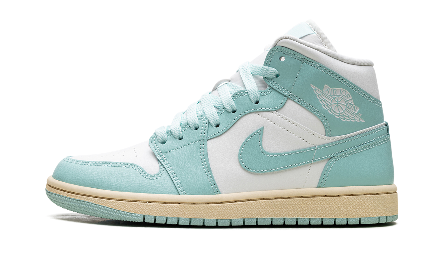 Air Jordan 1 Mid Light Dew
