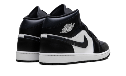 Air Jordan 1 Mid Off Noir Toe