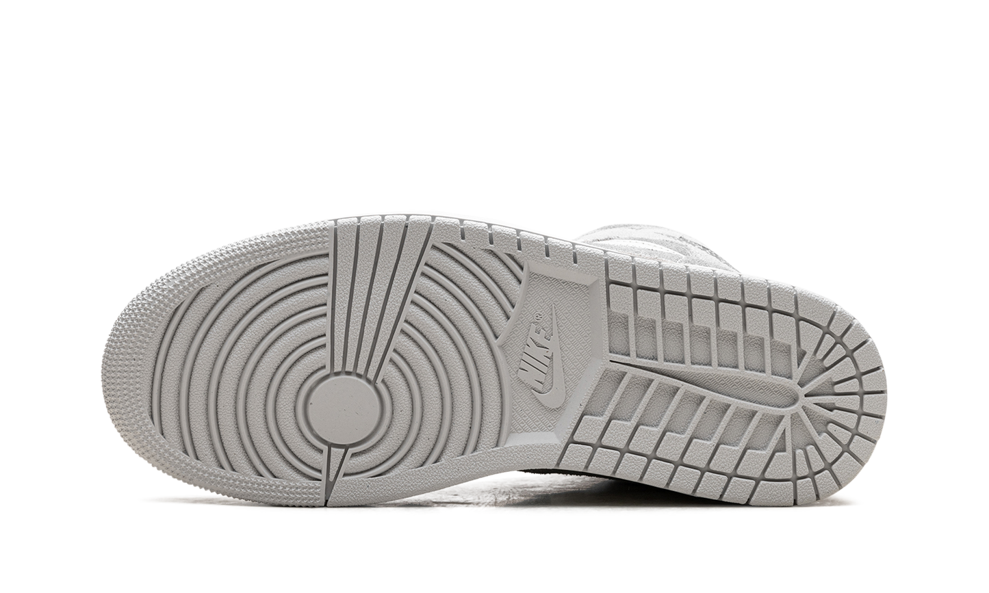 Air Jordan 1 Mid SE Neutral Grey Sail