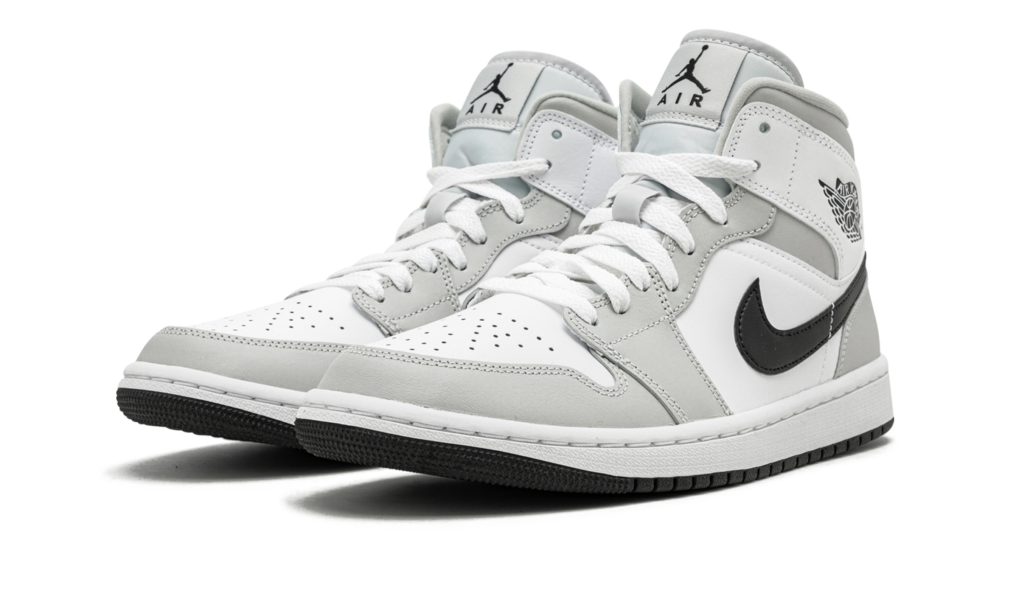 Air Jordan 1 Mid Light Smoke Grey