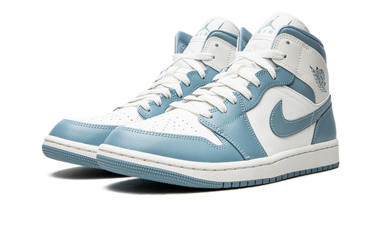 Air Jordan 1 Mid UNC (2022)