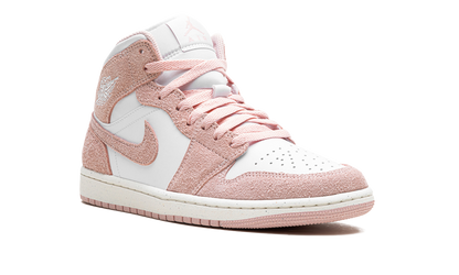 Air Jordan 1 Mid SE Legend Pink