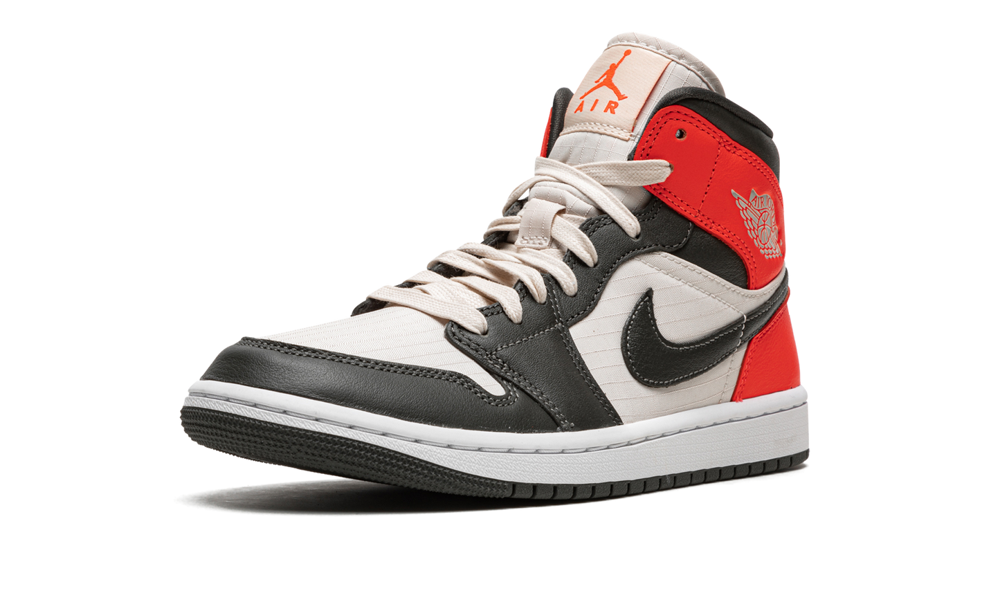 Air Jordan 1 Mid Newsprint Light Orewood Brown