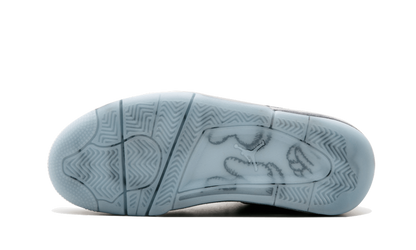 Air Jordan 4 Retro Kaws