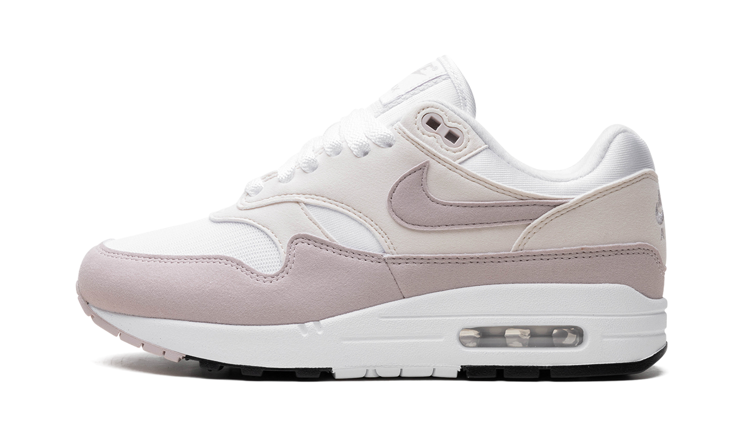 Nike Air Max 1 Platinum Violet