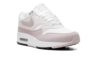 Nike Air Max 1 Platinum Violet
