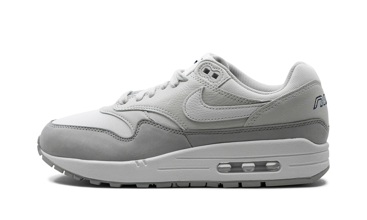 Nike Air Max 1 '87 LX Light Smoke Grey