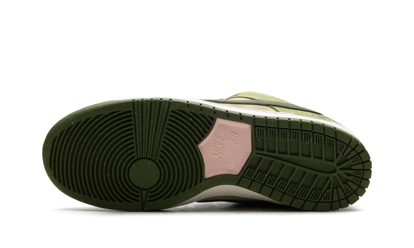 Nike SB Dunk Low Yuto Horigome Matcha