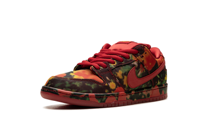 Nike SB Dunk Low The Wizard of Oz Poppy Field