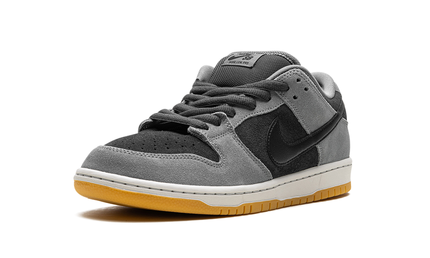 Nike SB Dunk Low Dark Smoke Grey
