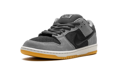 Nike SB Dunk Low Dark Smoke Grey