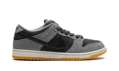 Nike SB Dunk Low Dark Smoke Grey