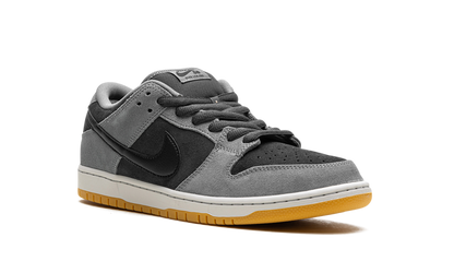Nike SB Dunk Low Dark Smoke Grey